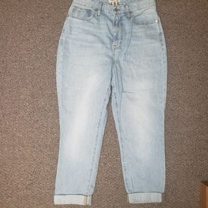 BNWT Madewell Curvy Perfect  Jean